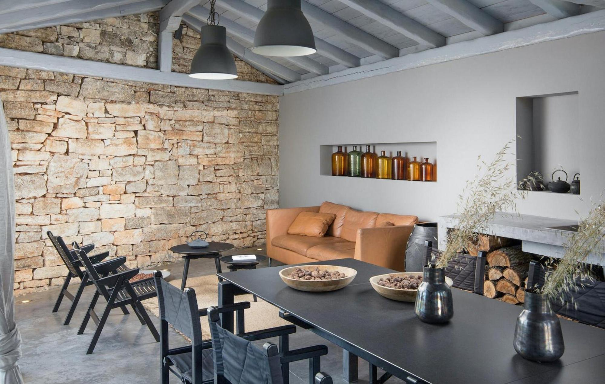 Cozy Home In Tinjan With Outdoor Swimming Pool Buitenkant foto